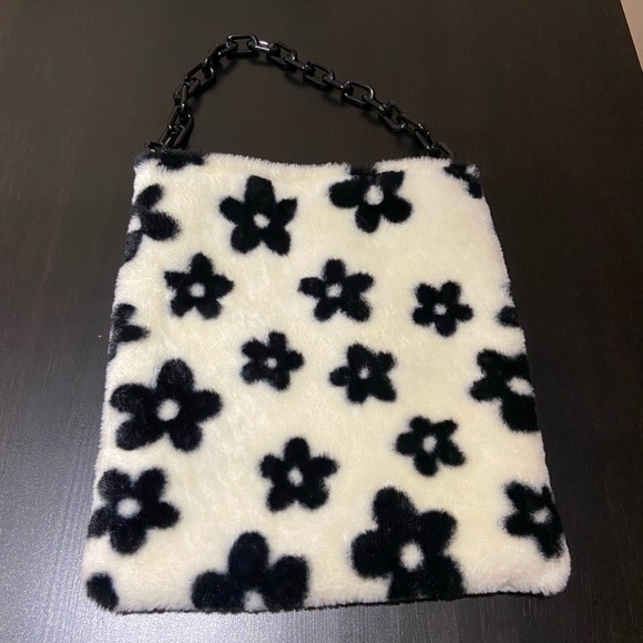 COPY - Fluffy tote bag - Picture 3 of 5